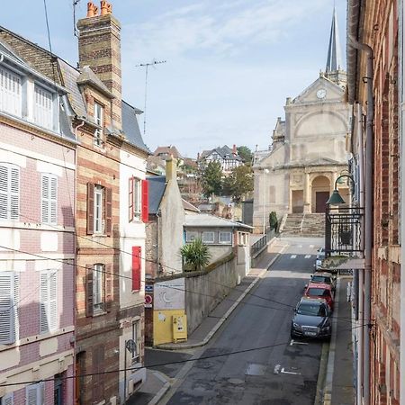 Studio centre ville refait à neuf Trouville-sur-Mer Esterno foto
